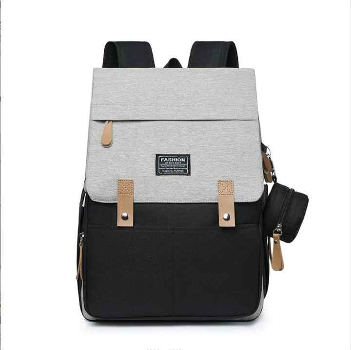 Mochila impermeable con bolsillo térmico y tapa